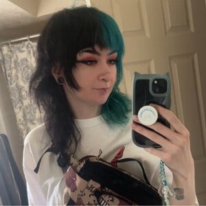 Meet your Posher, Ash